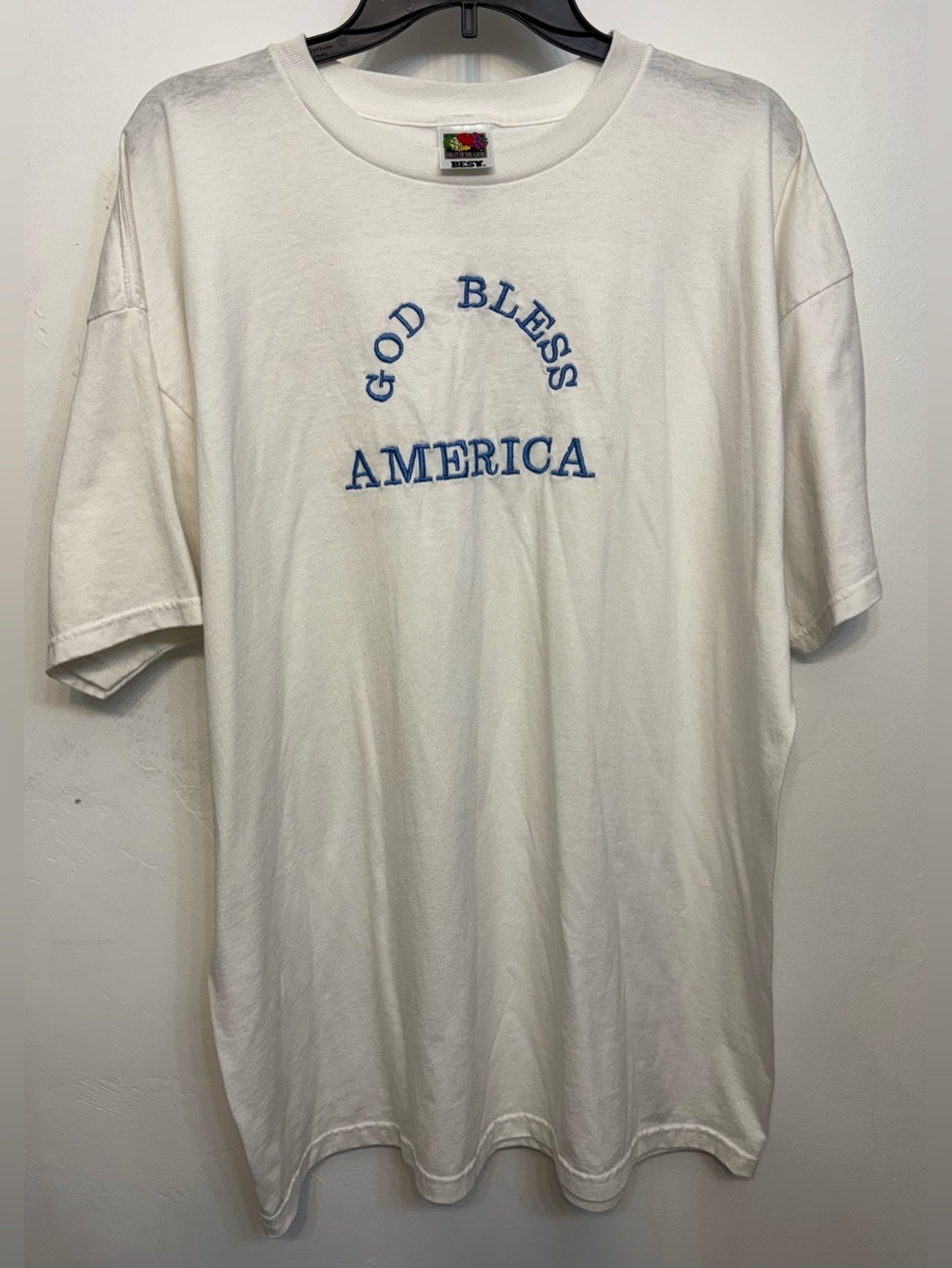 Vintage Fruit of the Loom White "God Bless America" In Blue Mens Size XXL